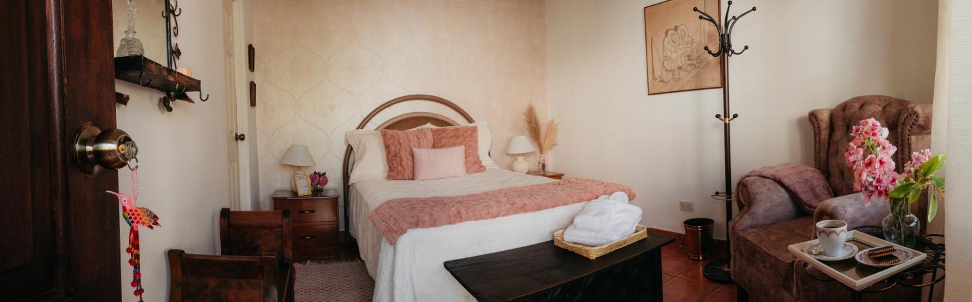 Autumn In Antigua Boutique Bnb Bagian luar foto