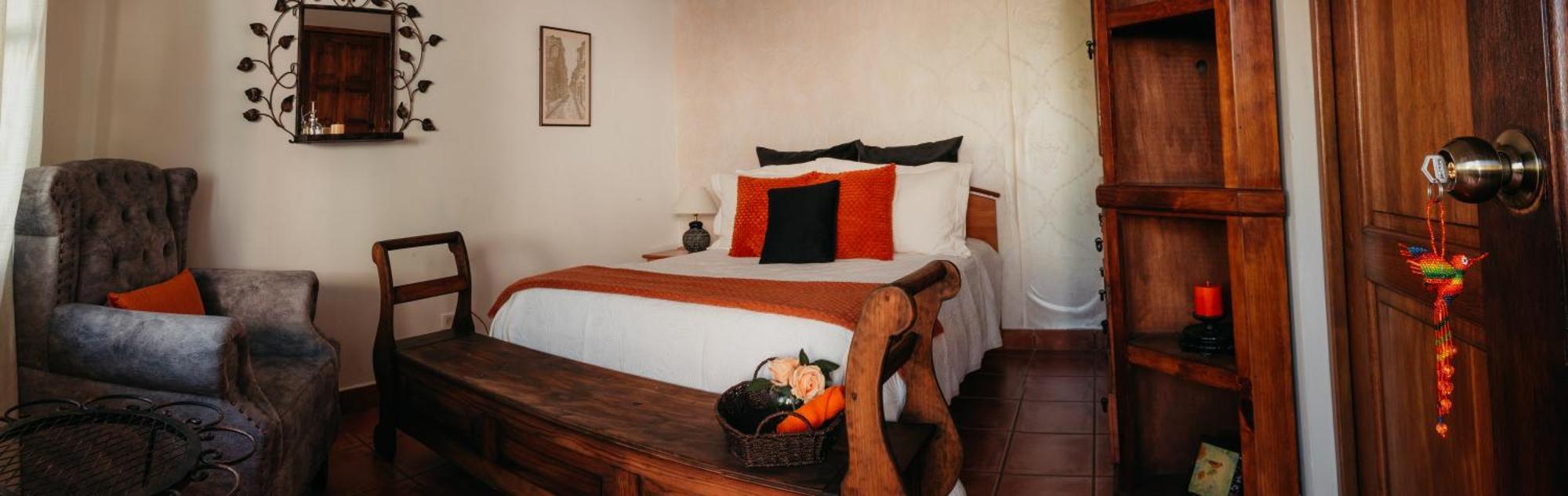 Autumn In Antigua Boutique Bnb Bagian luar foto